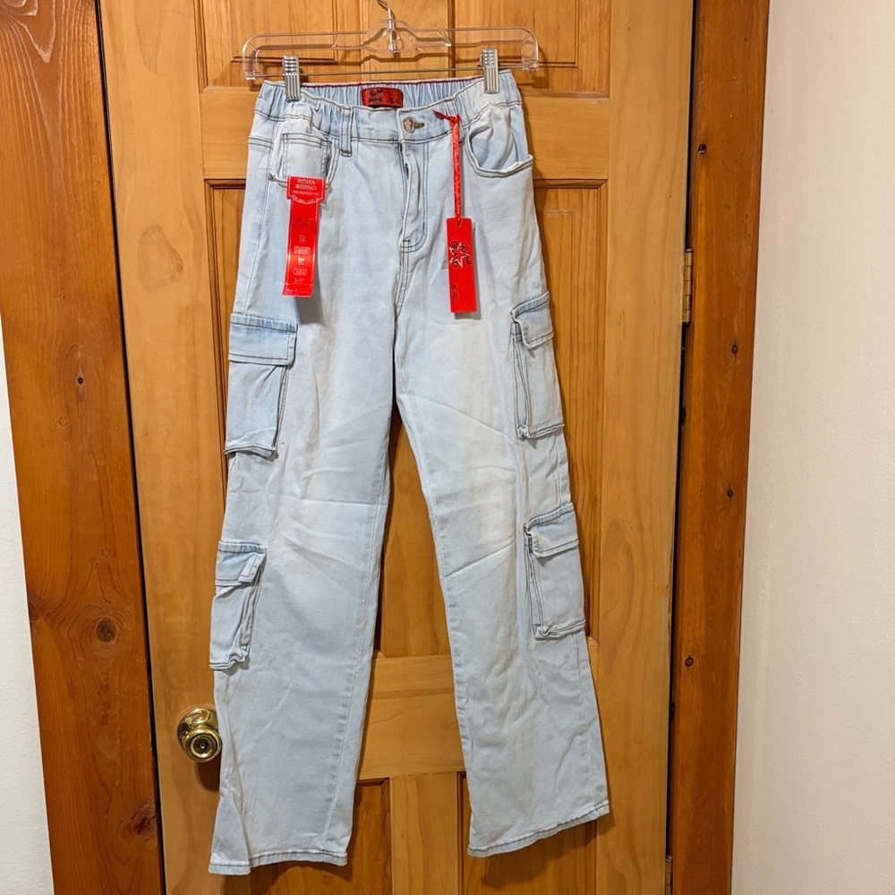 Roma Brand by Rosie Light Wash Straight Fit Pull On Cargo Jeans